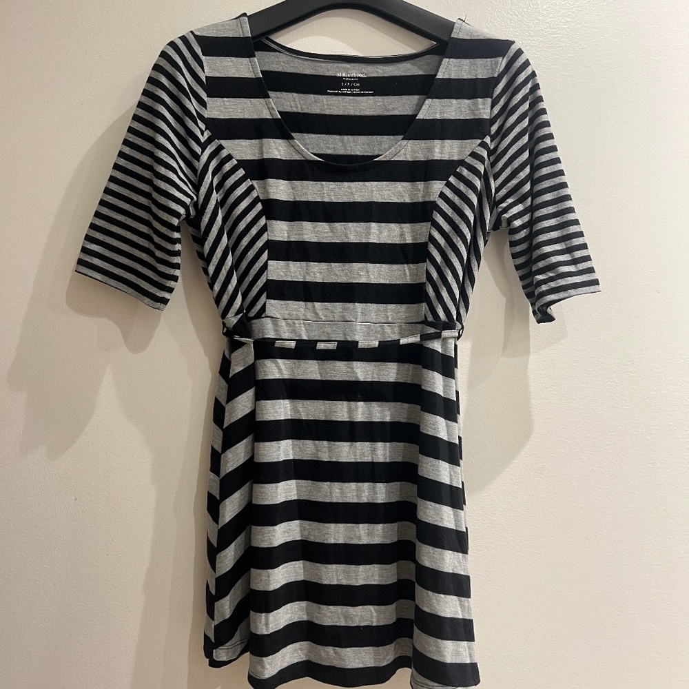Motherhood Maternity Top Size S